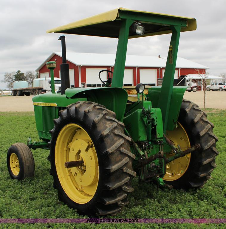 image for item F7677 1963 John Deere 3010 tractor