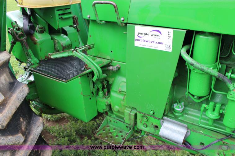 image for item F7677 1963 John Deere 3010 tractor