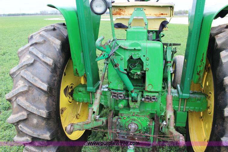 image for item F7677 1963 John Deere 3010 tractor