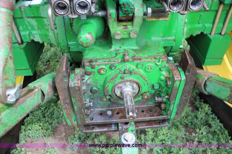 image for item F7677 1963 John Deere 3010 tractor