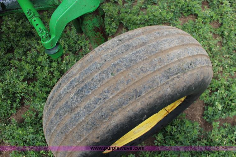 image for item F7677 1963 John Deere 3010 tractor