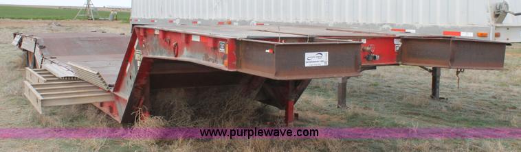 image for item H1529 1992 Wilson Muv-All drop deck trailer