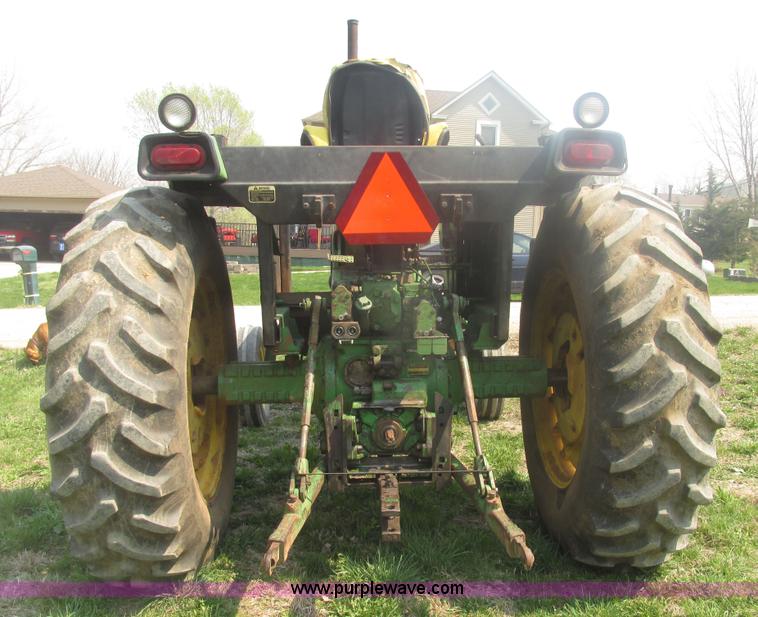 image for item H4677 1979 John Deere 4040 row crop tractor
