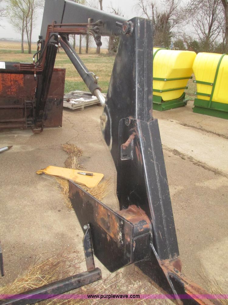 image for item H4692 Farm Hand XL1140 tractor loader