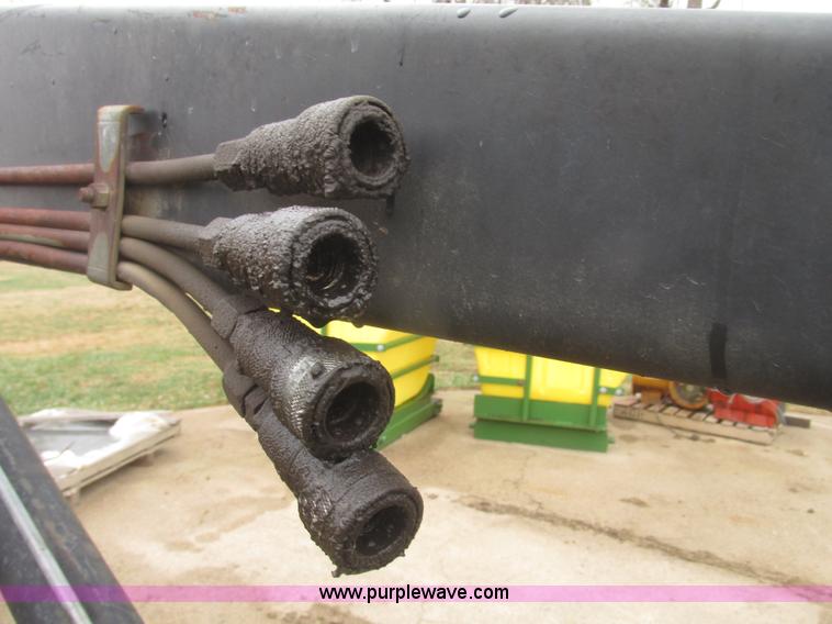 image for item H4692 Farm Hand XL1140 tractor loader