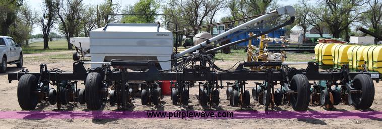 image for item H8608 Twin Diamond Strip Cat strip tiller