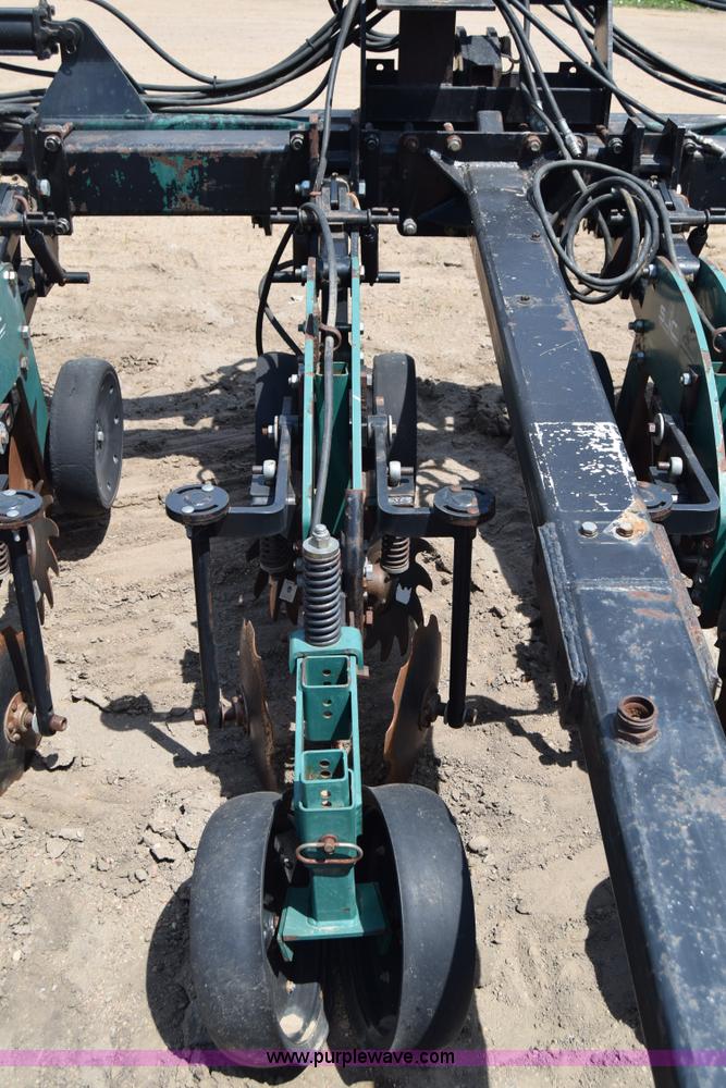 image for item H8608 Twin Diamond Strip Cat strip tiller