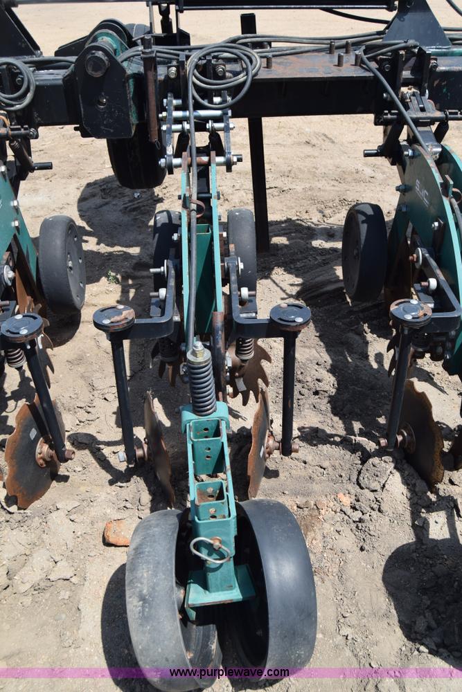 image for item H8608 Twin Diamond Strip Cat strip tiller