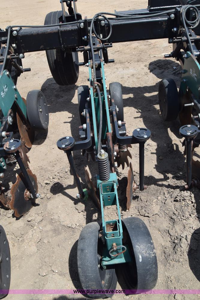 image for item H8608 Twin Diamond Strip Cat strip tiller