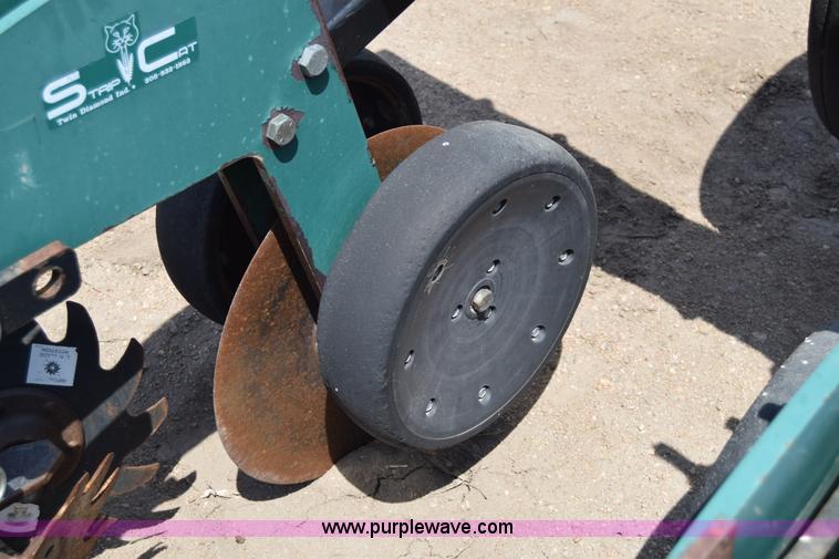image for item H8608 Twin Diamond Strip Cat strip tiller