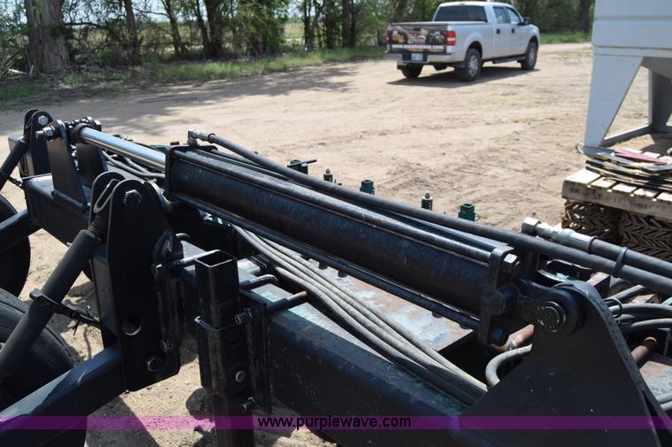 image for item H8608 Twin Diamond Strip Cat strip tiller