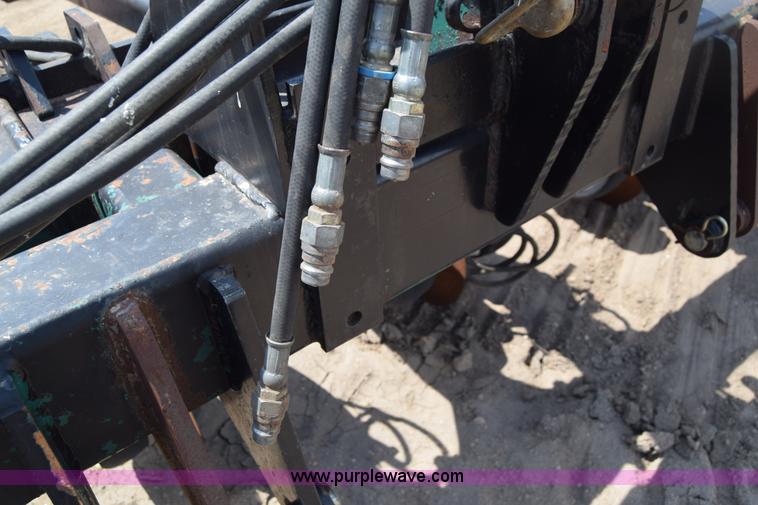 image for item H8608 Twin Diamond Strip Cat strip tiller