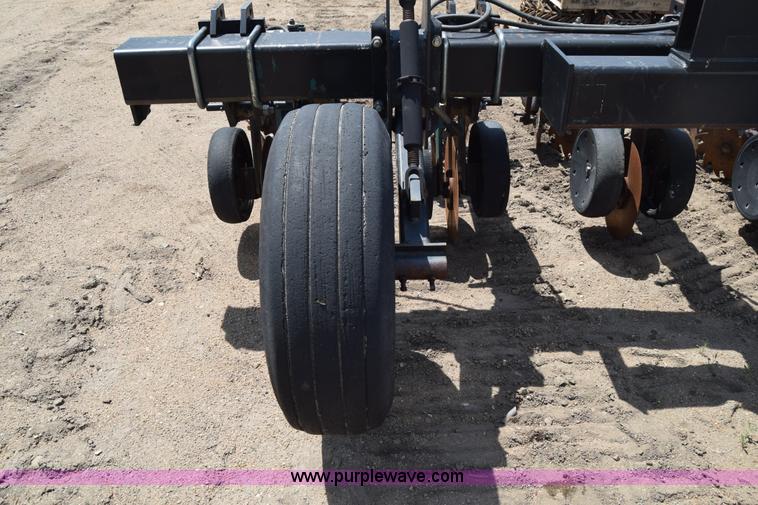 image for item H8608 Twin Diamond Strip Cat strip tiller