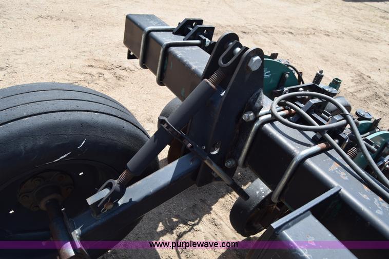 image for item H8608 Twin Diamond Strip Cat strip tiller