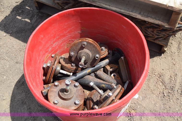 image for item H8608 Twin Diamond Strip Cat strip tiller