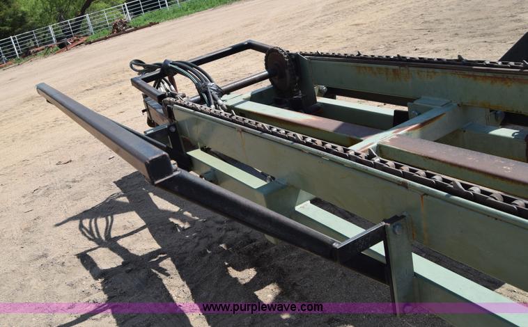 image for item H8613 Kosch bale handler