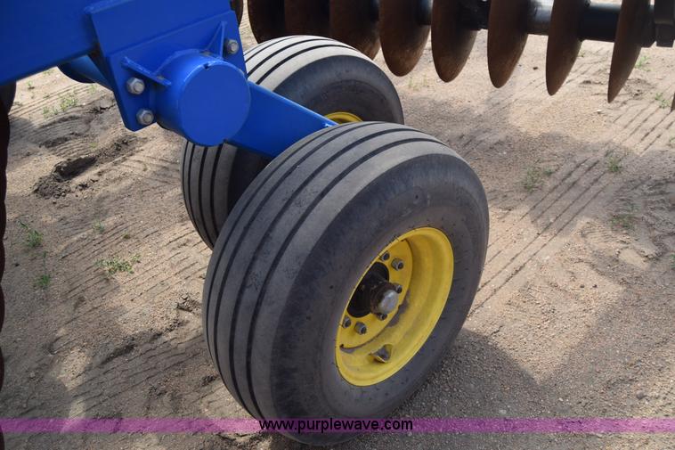 image for item H8614 2013 Landoll 6230-30 disk