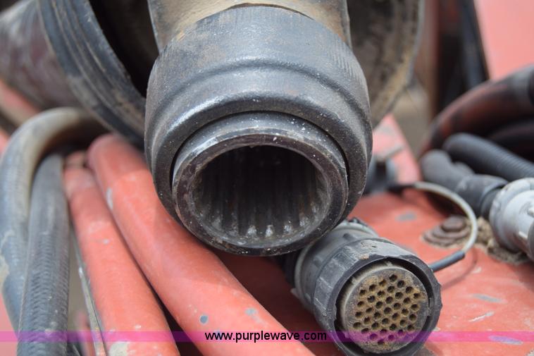 image for item H8616 2002 Hesston 4910 large square baler