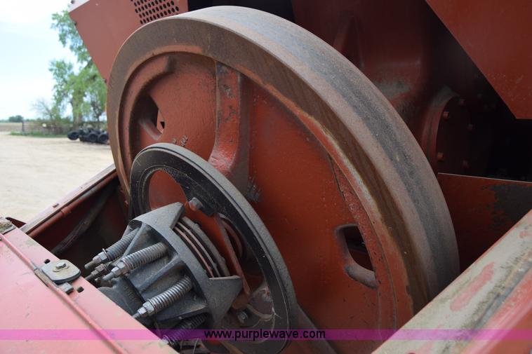 image for item H8616 2002 Hesston 4910 large square baler