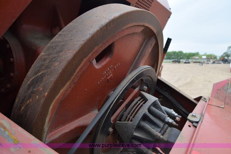 image for item H8616 2002 Hesston 4910 large square baler