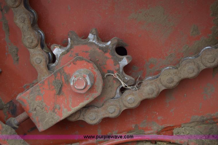 image for item H8616 2002 Hesston 4910 large square baler