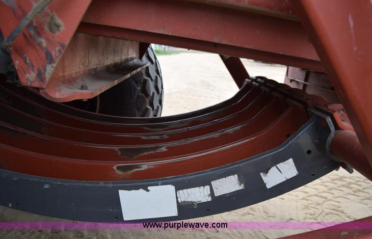 image for item H8616 2002 Hesston 4910 large square baler