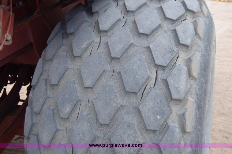 image for item H8616 2002 Hesston 4910 large square baler