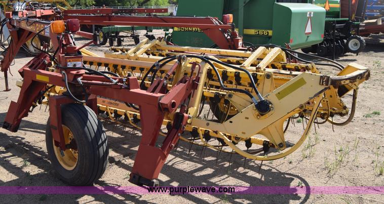 image for item H8620 New Holland 216 twin fold rake