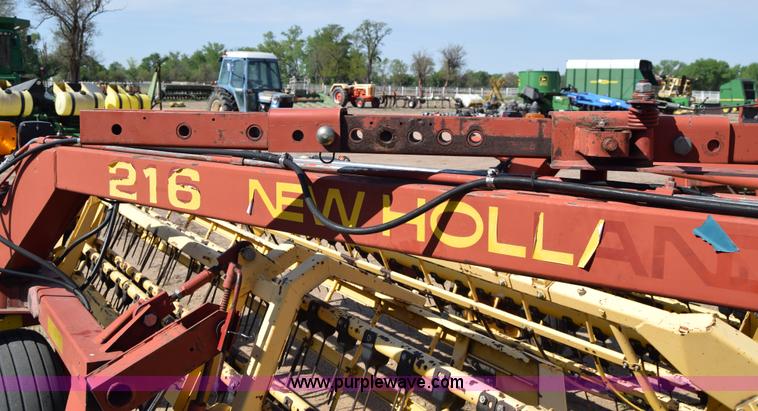 image for item H8620 New Holland 216 twin fold rake