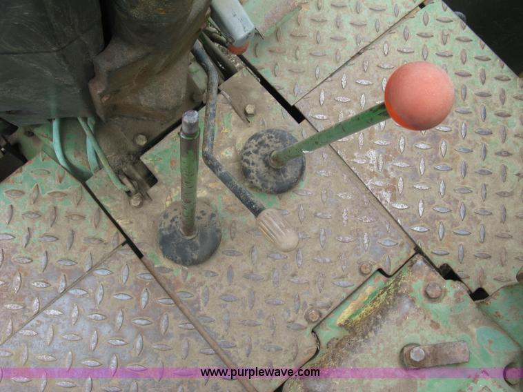 image for item H8648 John Deere 2840 tractor