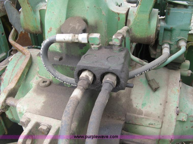 image for item H8648 John Deere 2840 tractor