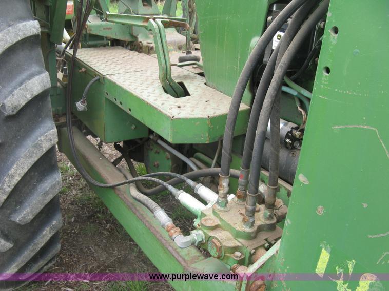 image for item H8648 John Deere 2840 tractor