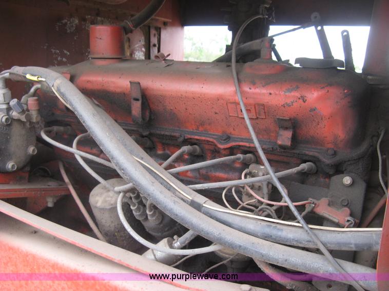 image for item H8652 1981 Hesston 6550 self-propelled windrower