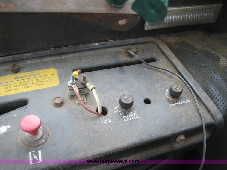 image for item H8652 1981 Hesston 6550 self-propelled windrower