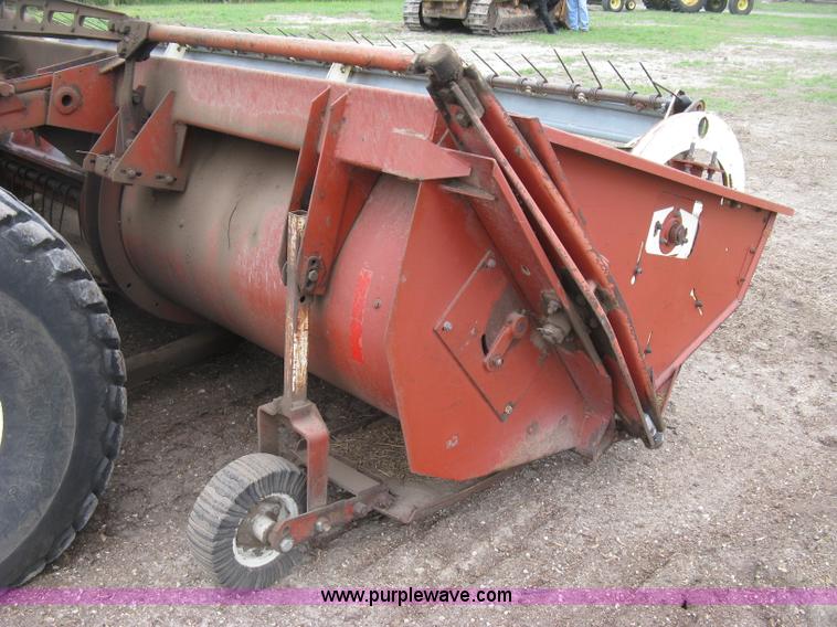image for item H8652 1981 Hesston 6550 self-propelled windrower