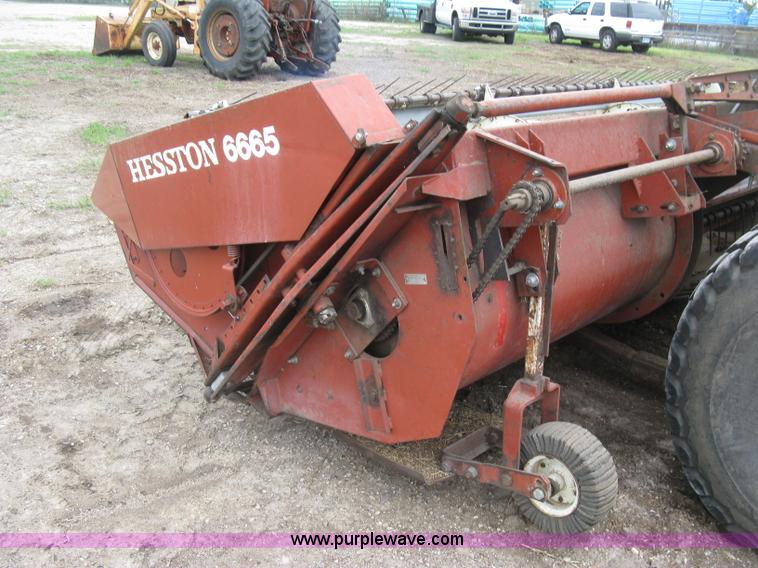 image for item H8652 1981 Hesston 6550 self-propelled windrower