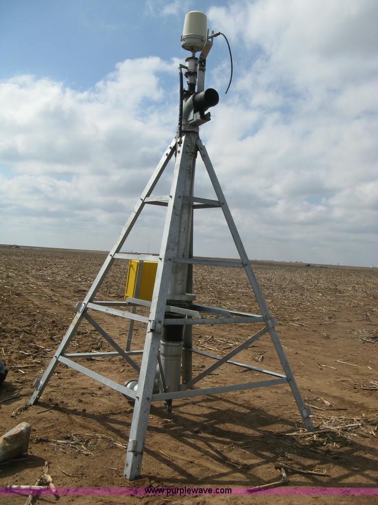image for item H8665 2014 T-L irrigation system pivot