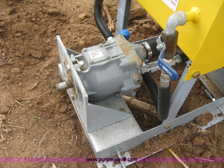 image for item H8665 2014 T-L irrigation system pivot