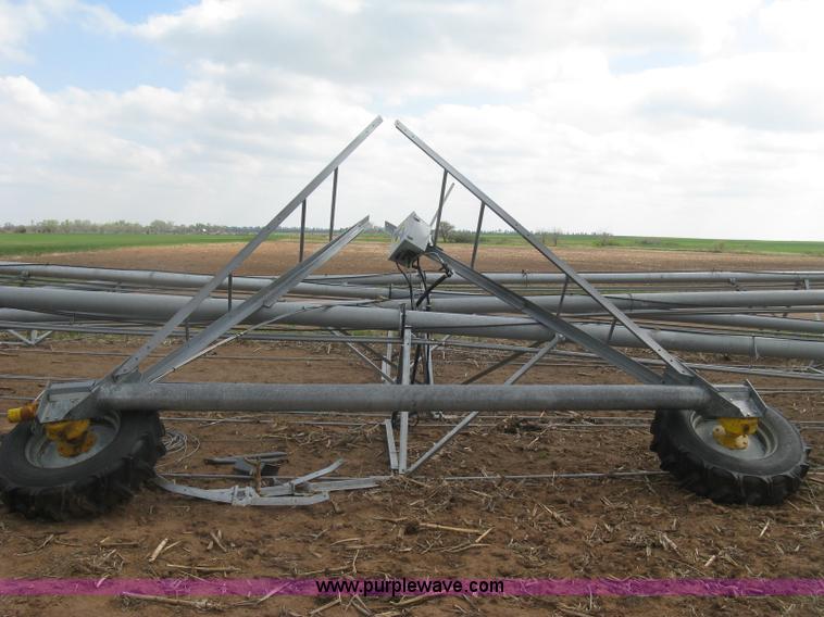 image for item H8665 2014 T-L irrigation system pivot