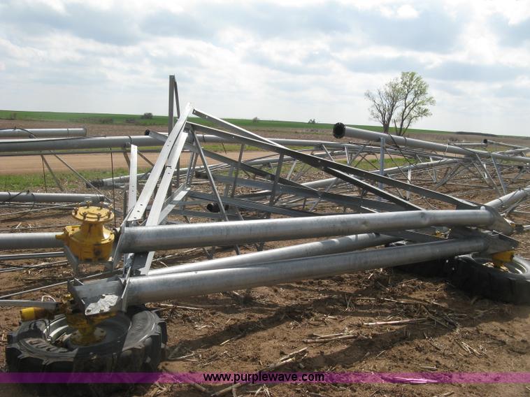 image for item H8665 2014 T-L irrigation system pivot