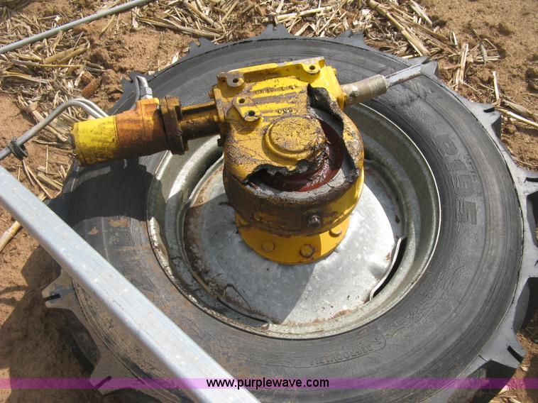 image for item H8665 2014 T-L irrigation system pivot
