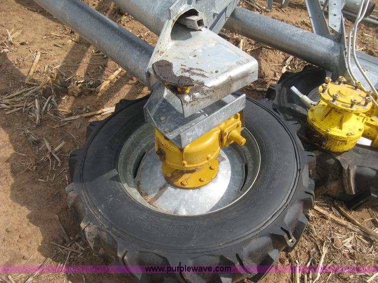 image for item H8665 2014 T-L irrigation system pivot