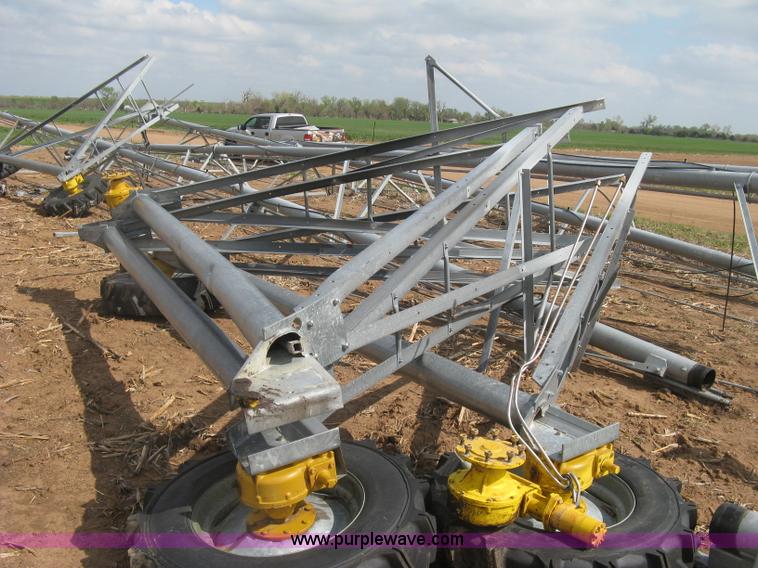 image for item H8665 2014 T-L irrigation system pivot
