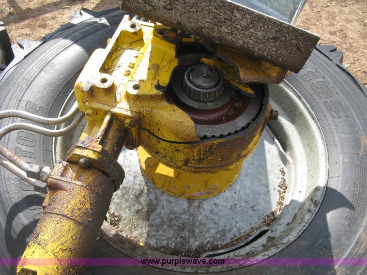 image for item H8665 2014 T-L irrigation system pivot