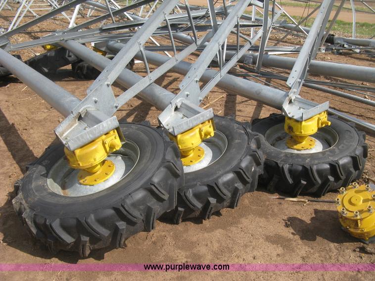 image for item H8665 2014 T-L irrigation system pivot