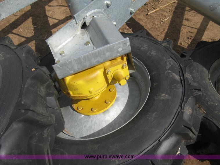 image for item H8665 2014 T-L irrigation system pivot