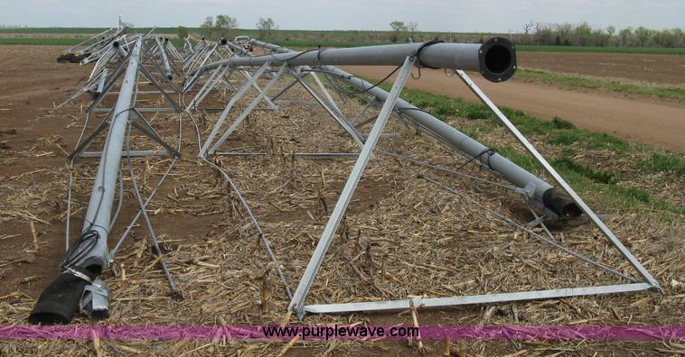 image for item H8665 2014 T-L irrigation system pivot