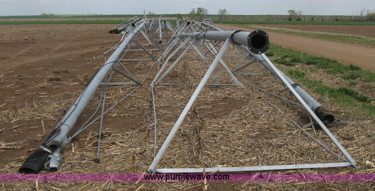 image for item H8665 2014 T-L irrigation system pivot