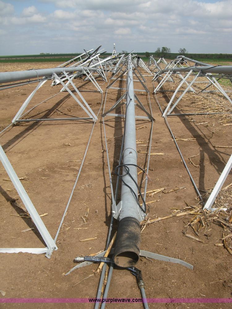 image for item H8665 2014 T-L irrigation system pivot