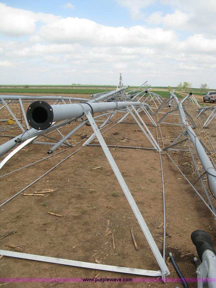 image for item H8665 2014 T-L irrigation system pivot
